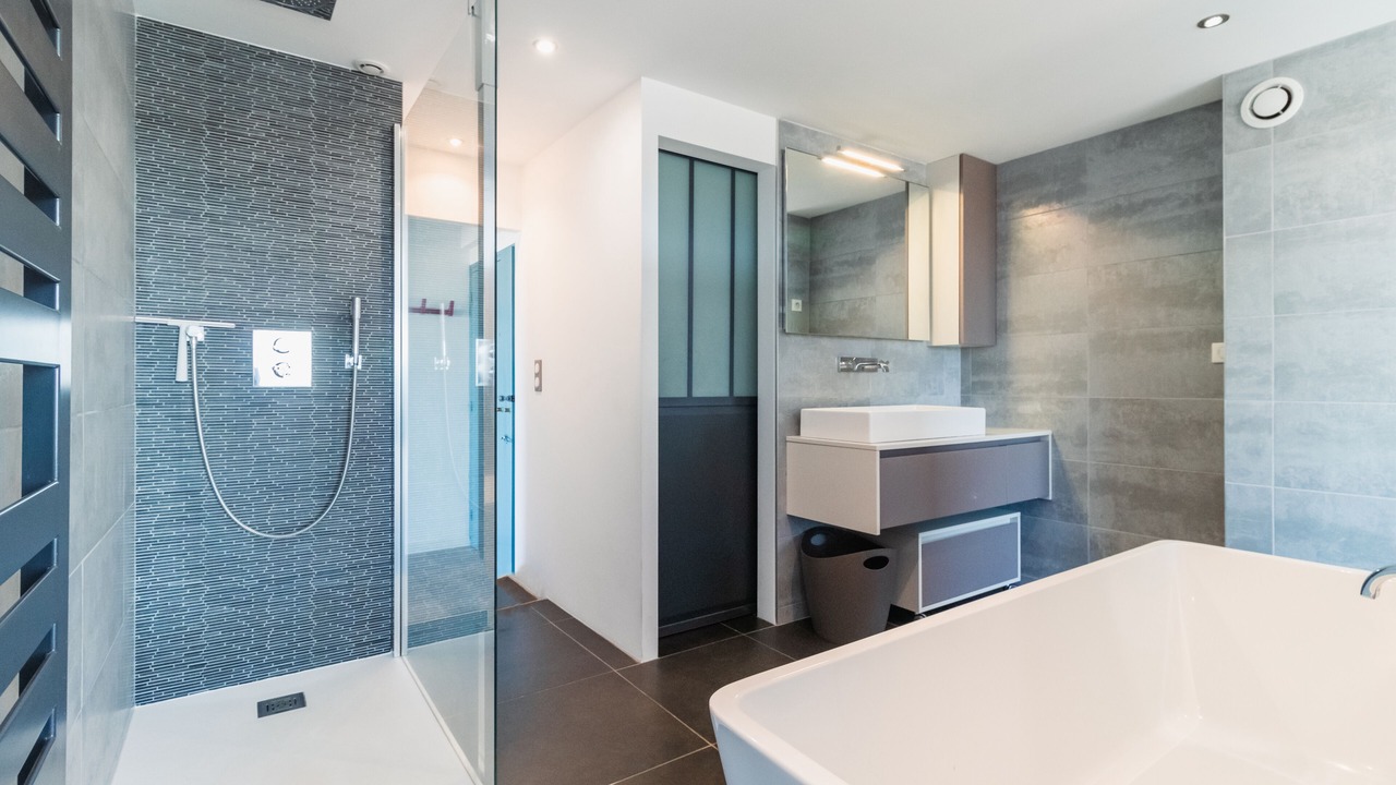 Photo of Bathroom in Victor Hugo - Saint-Augustin