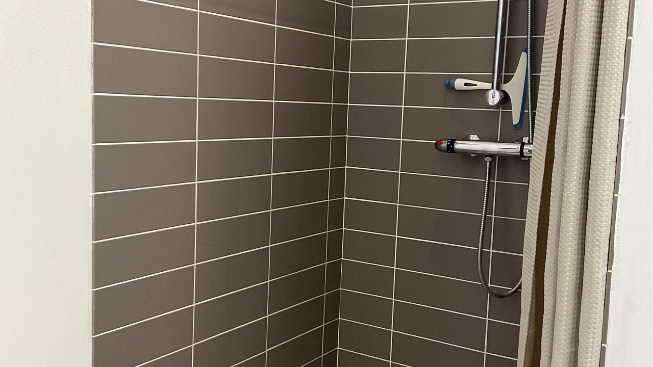 Photo of Bathroom in Lusignan-Petit