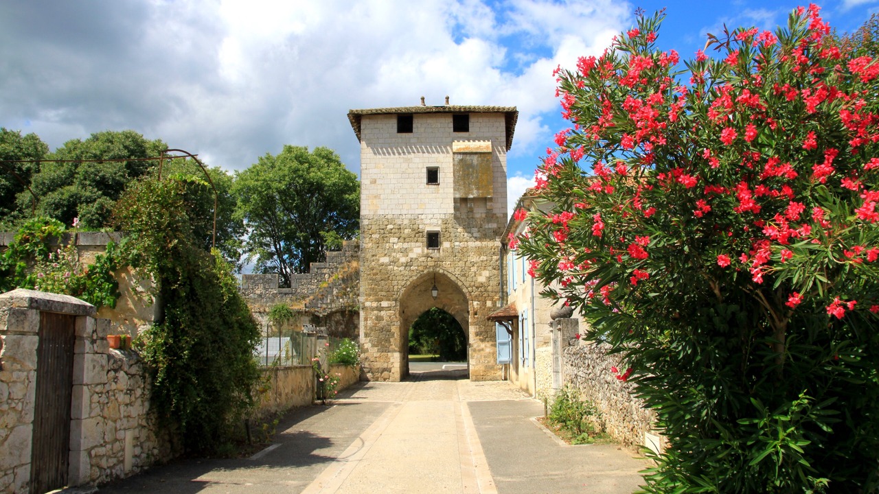 Photo of Outdoor in Lusignan-Petit