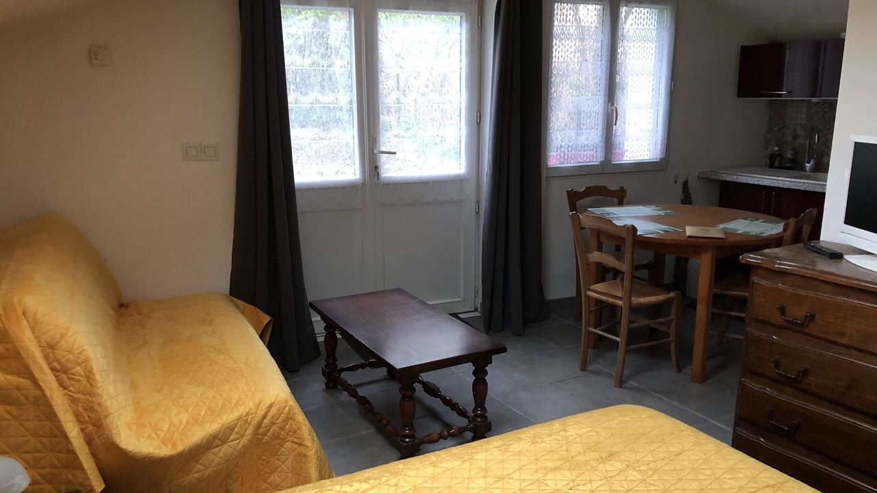 Photo of Bedroom in Marcouyeux (le Jardin)