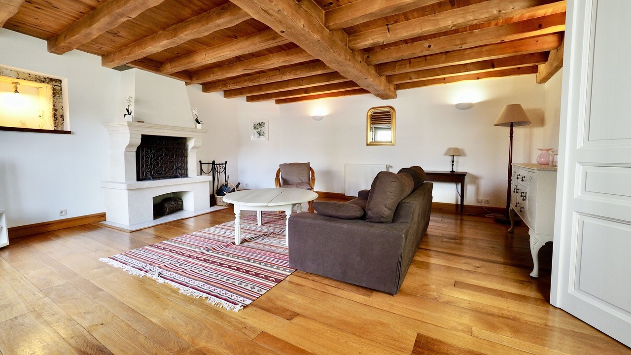 Photo of Livingroom in Criteuil-la-Magdeleine