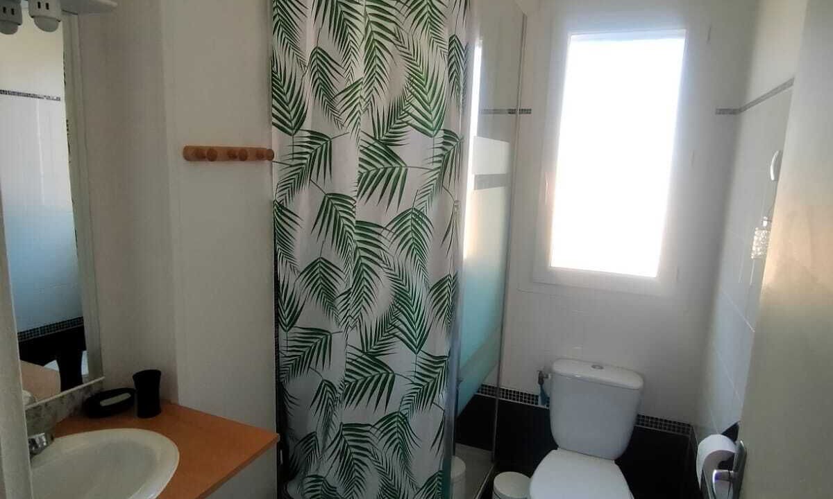 Photo of Bathroom in Hourtin Port