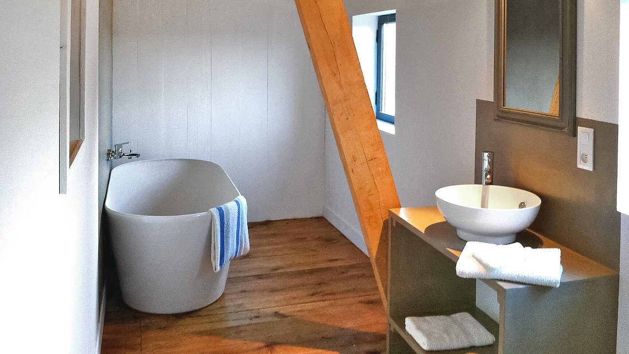 Photo of Bathroom in Florimont-Gaumier