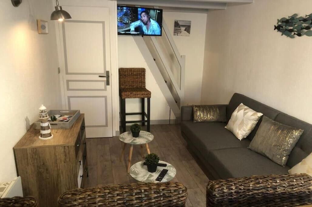 Photo of Livingroom in Le Grand-Village-Plage