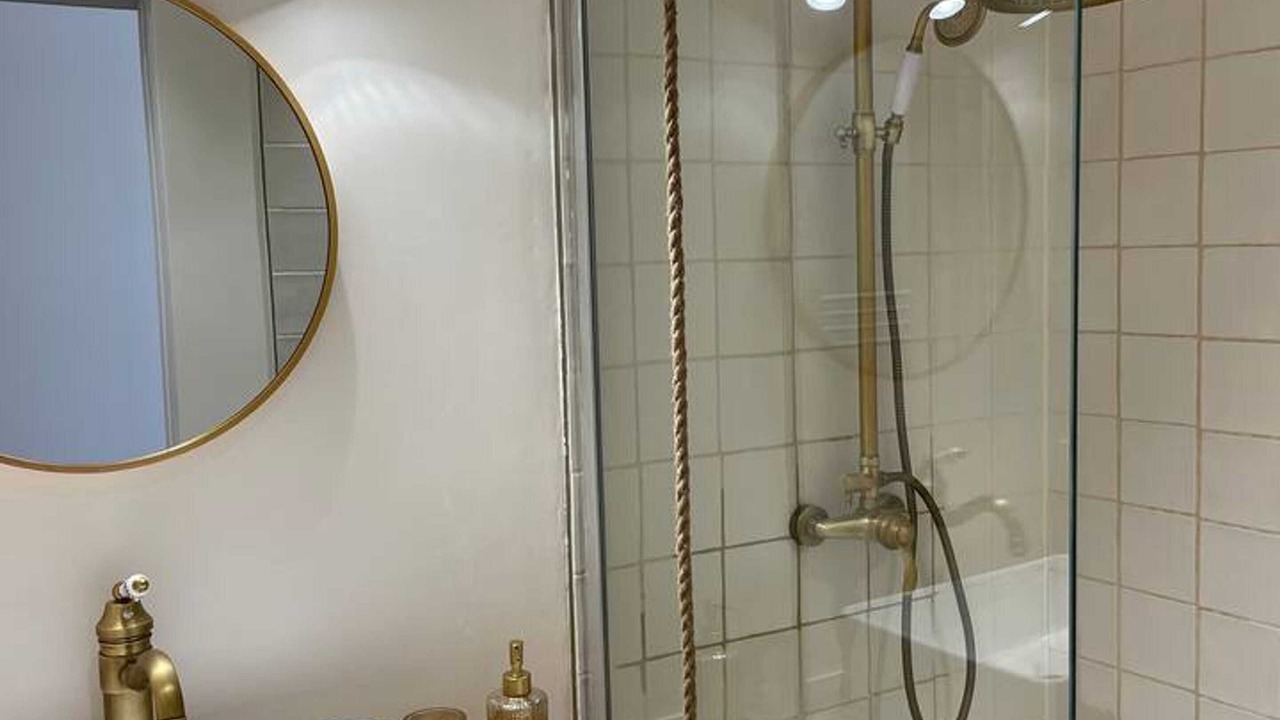 Photo of Bathroom in Saint-Sulpice-de-Royan
