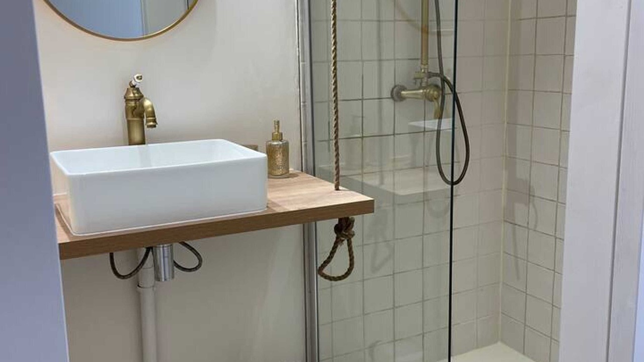 Photo of Bathroom in Saint-Sulpice-de-Royan