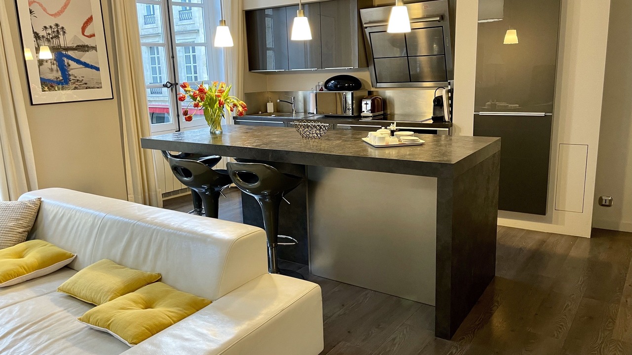 Photo of Livingroom in Bordeaux Golden Triangle