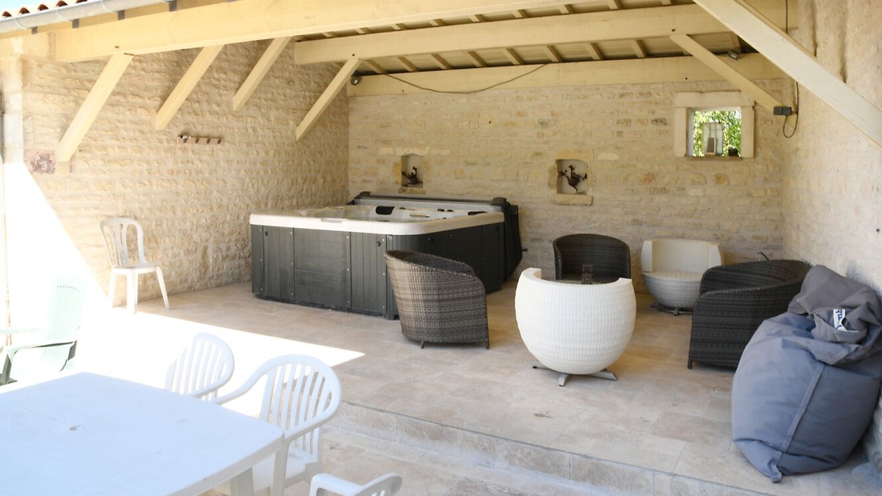 Photo of Patio Balcony in Sigogne