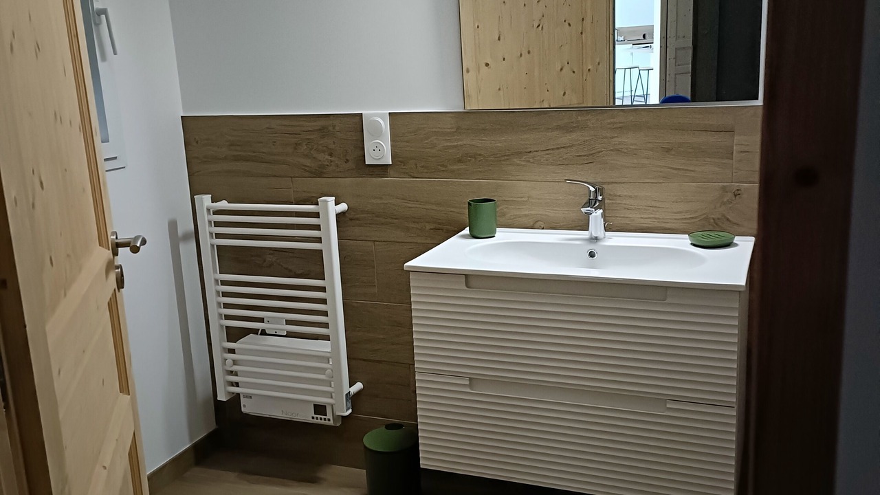 Photo of Bathroom in Le Bois-Plage-en-Re