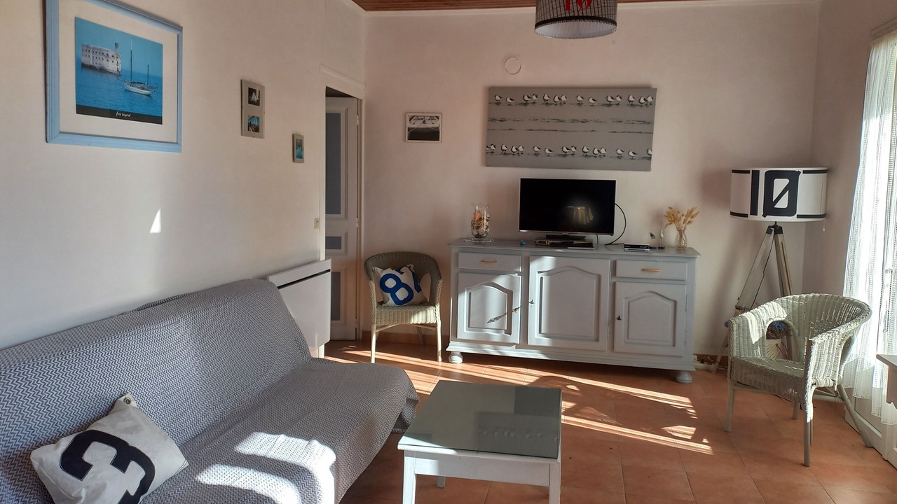 Photo of Livingroom in Boyardville
