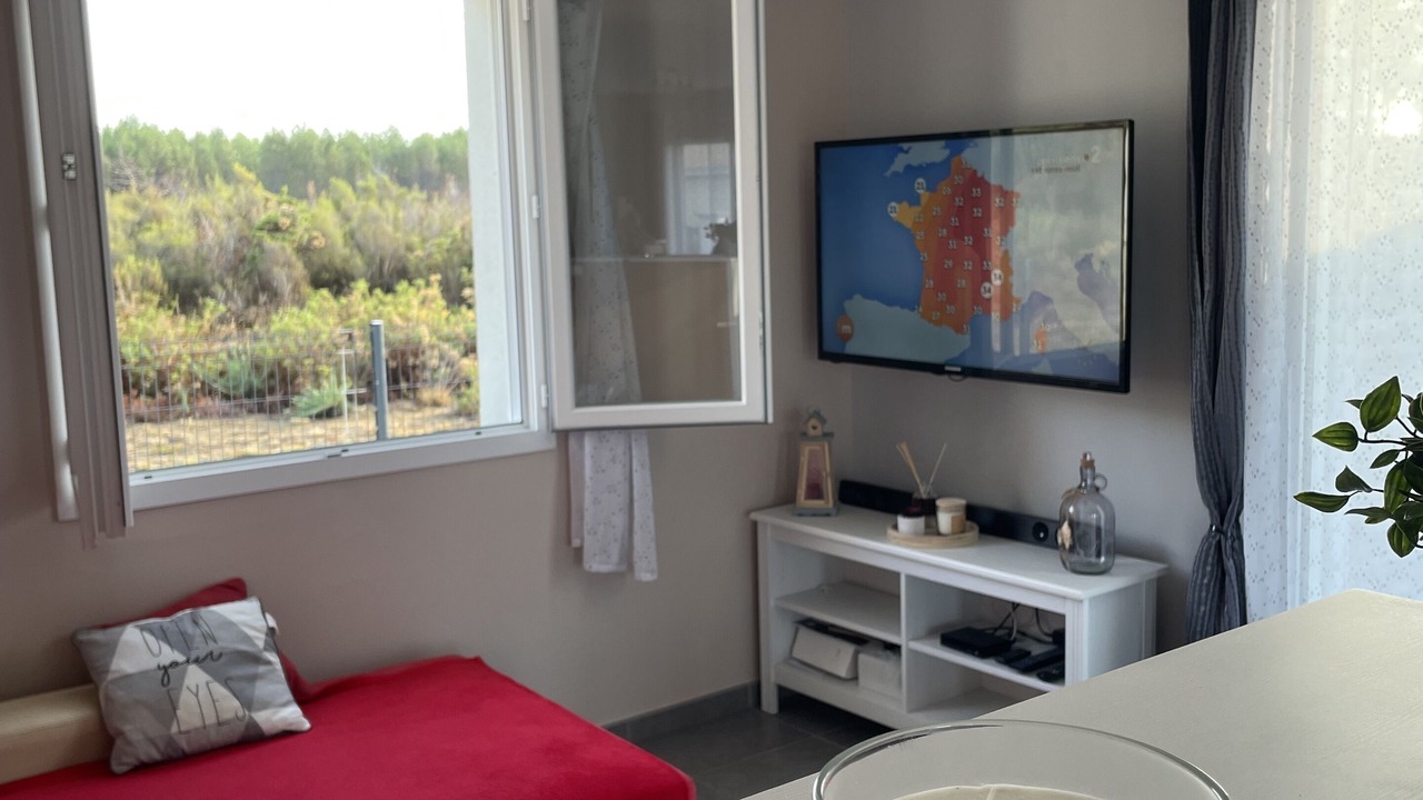 Photo of Bedroom in Parentis-en-Born