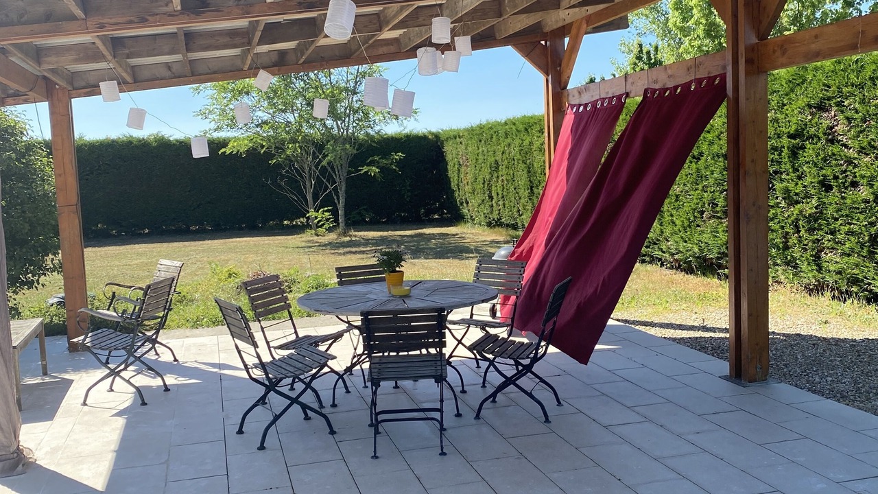 Photo of Outdoor in Bonneville-et-St-Avit-de-Fumadieres