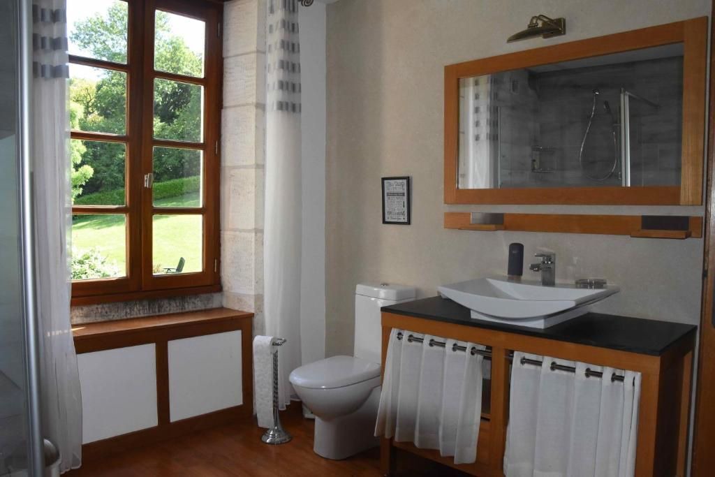 Photo of Bathroom in Mazieres-sur-Beronne