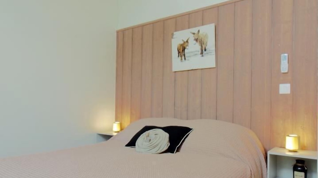 Photo of Bedroom in Villeneuve