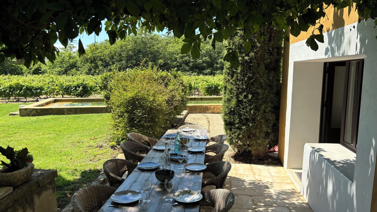 Photo of Outdoor in Saint-Pierre-de-Vassols