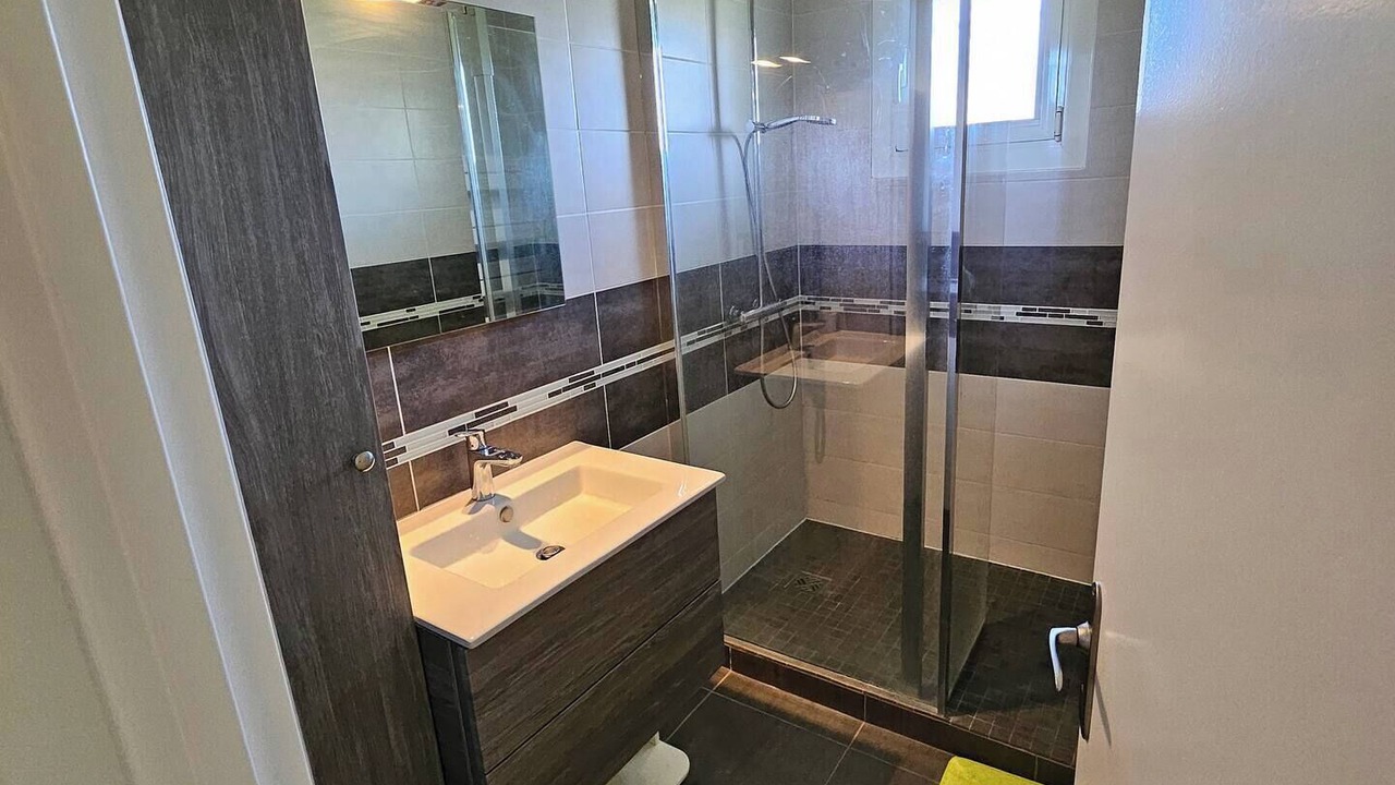 Photo of Bathroom in Boucau