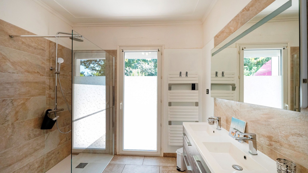 Photo of Bathroom in Tarnos