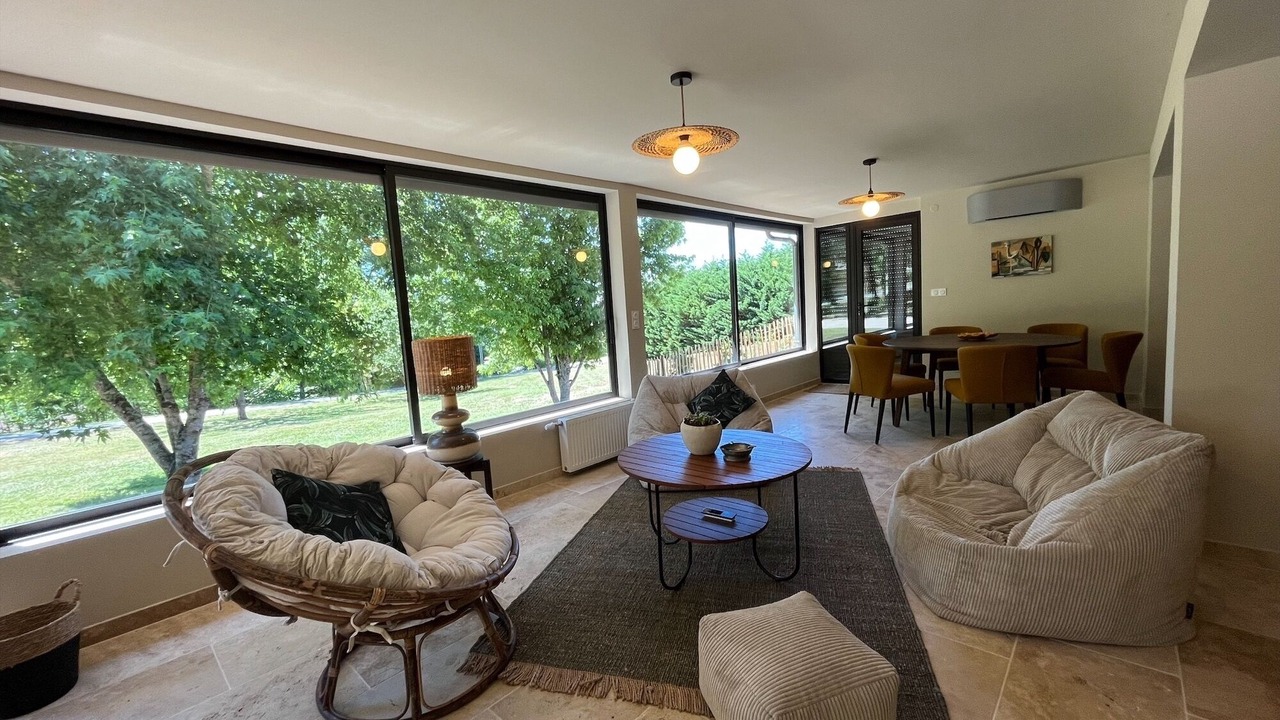 Photo of Livingroom in Valojoulx