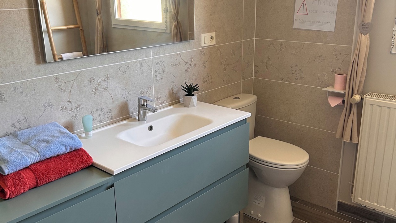 Photo of Bathroom in Bergerac