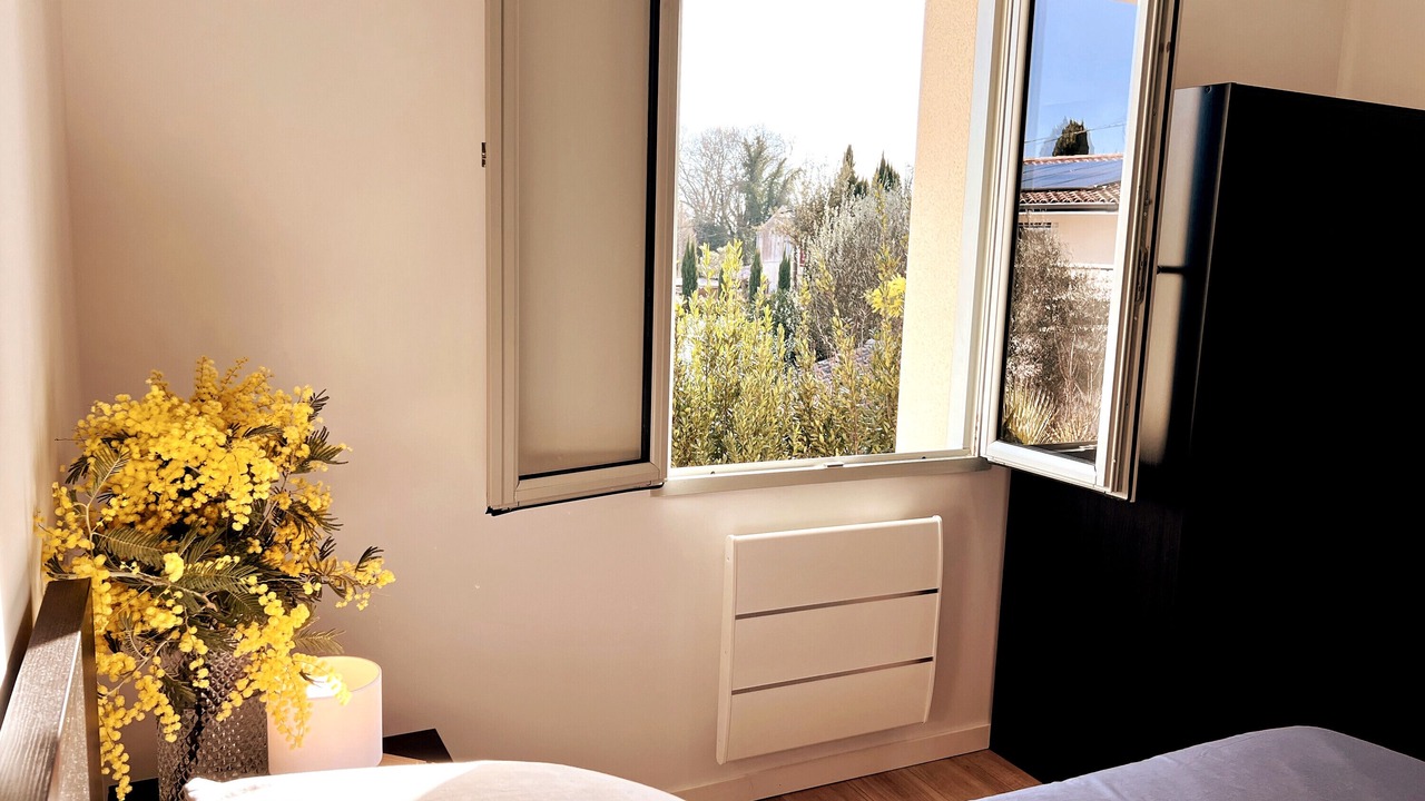 Photo of Bedroom in Libourne