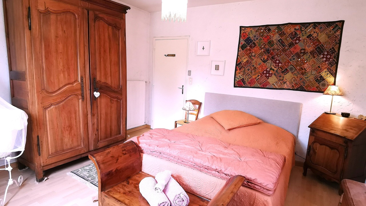 Photo of Bedroom in Parentis-en-Born