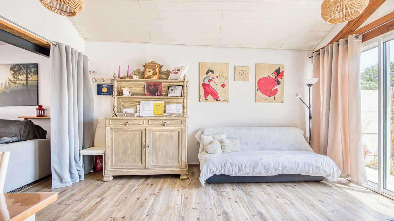 Photo of Livingroom in Castelnau-de-Medoc