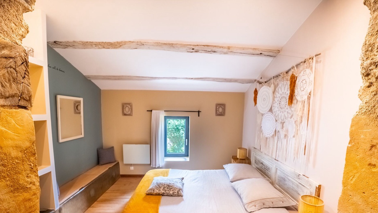 Photo of Bedroom in Beaumont-du-Perigord