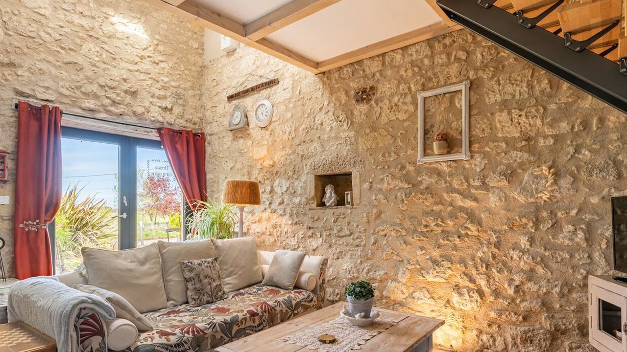Photo of Livingroom in Beaumont-du-Perigord