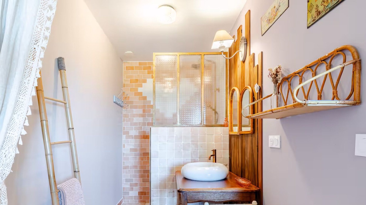 Photo of Bathroom in Beaumont-du-Perigord