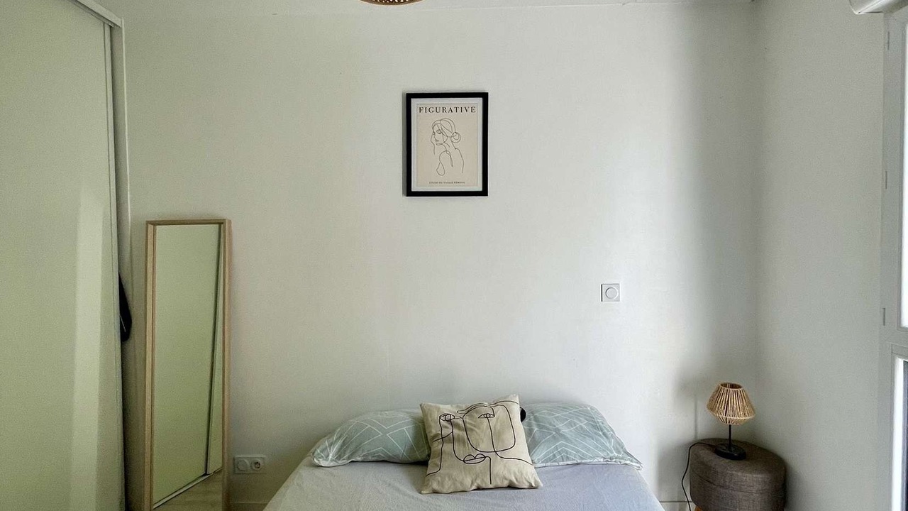 Photo of Bedroom in Bayonne