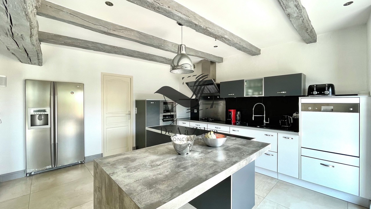Photo of Kitchen in Rochefort