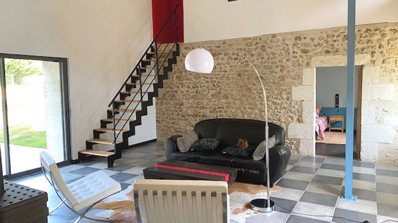 Photo of Livingroom in Saint-Adjutory