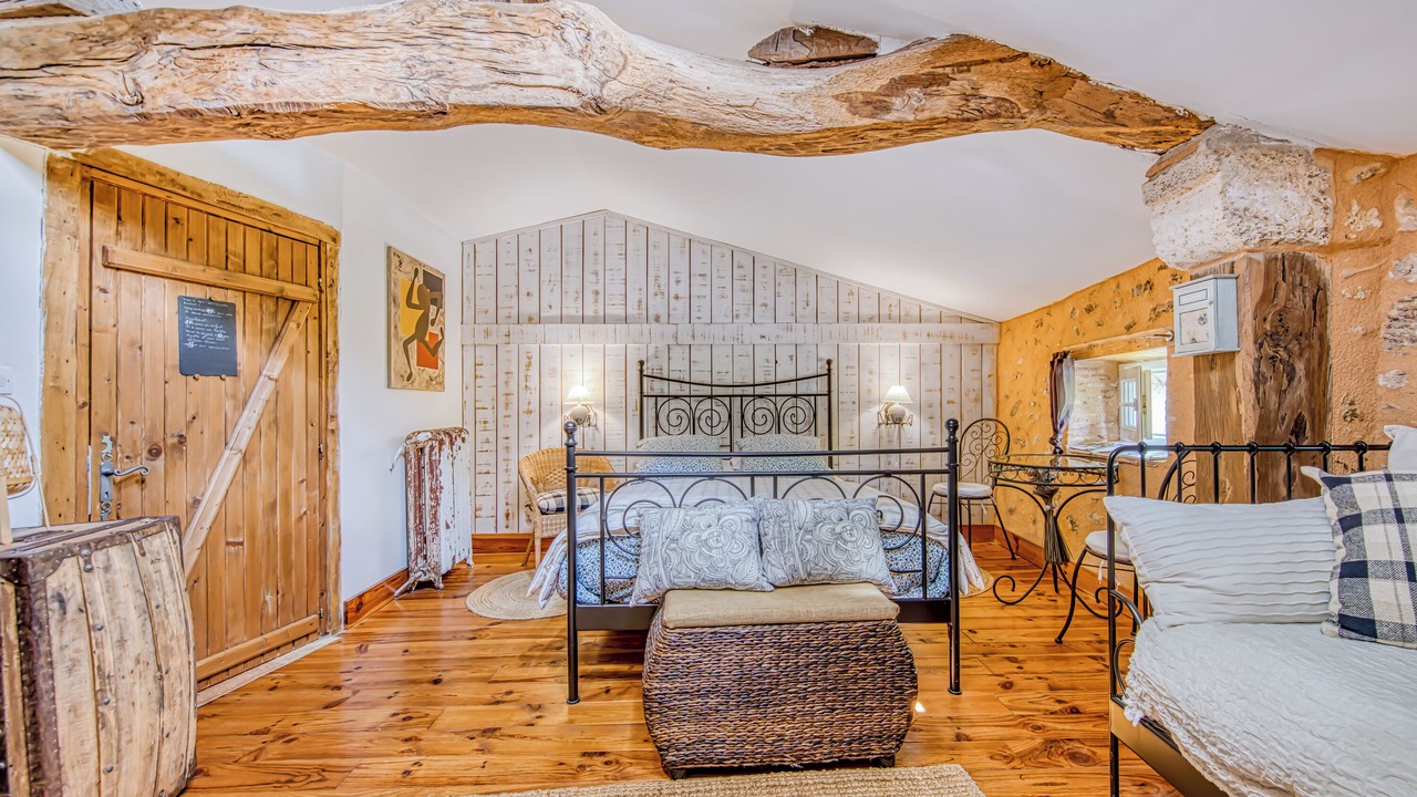 Photo of Bedroom in Noaillan