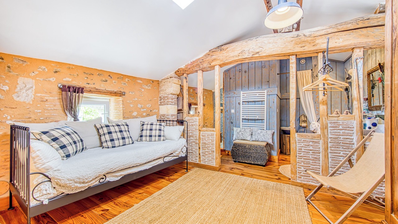 Photo of Bedroom in Noaillan