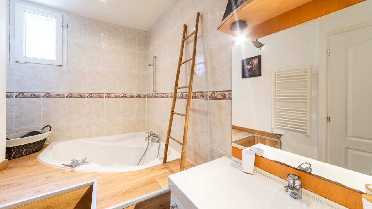 Photo of Bathroom in Agen