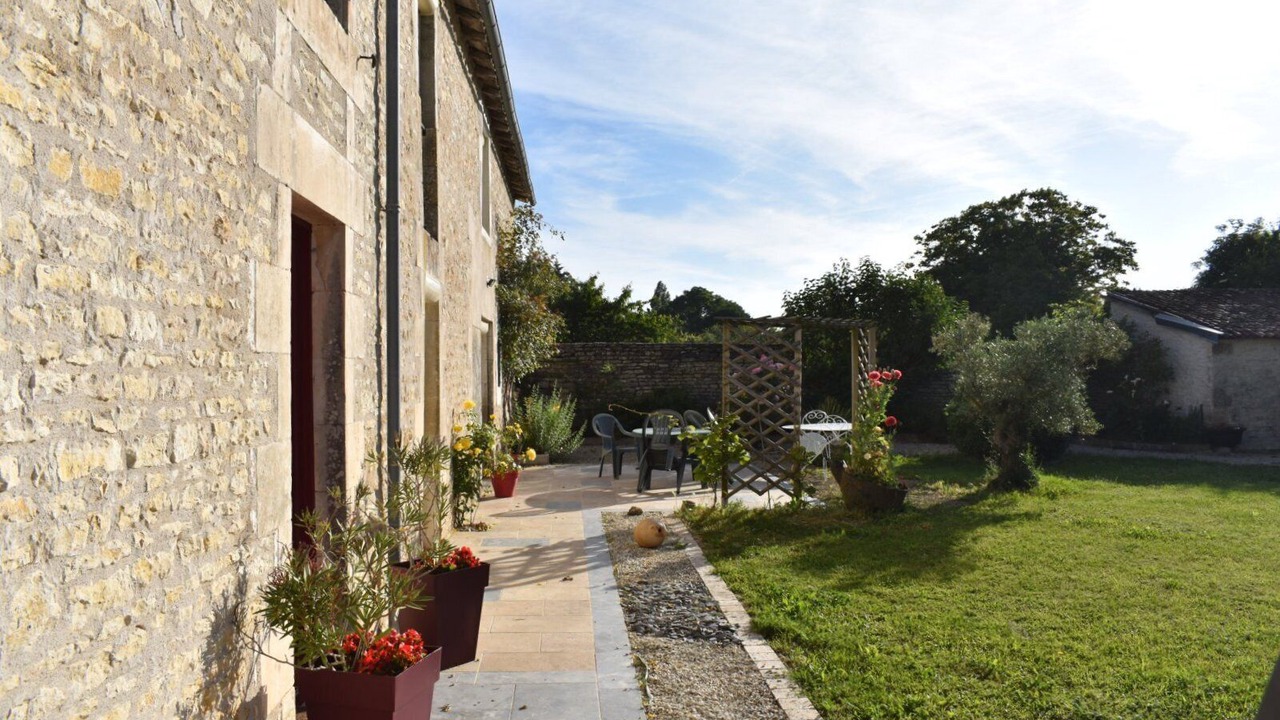 Photo of Outdoor in Cisse