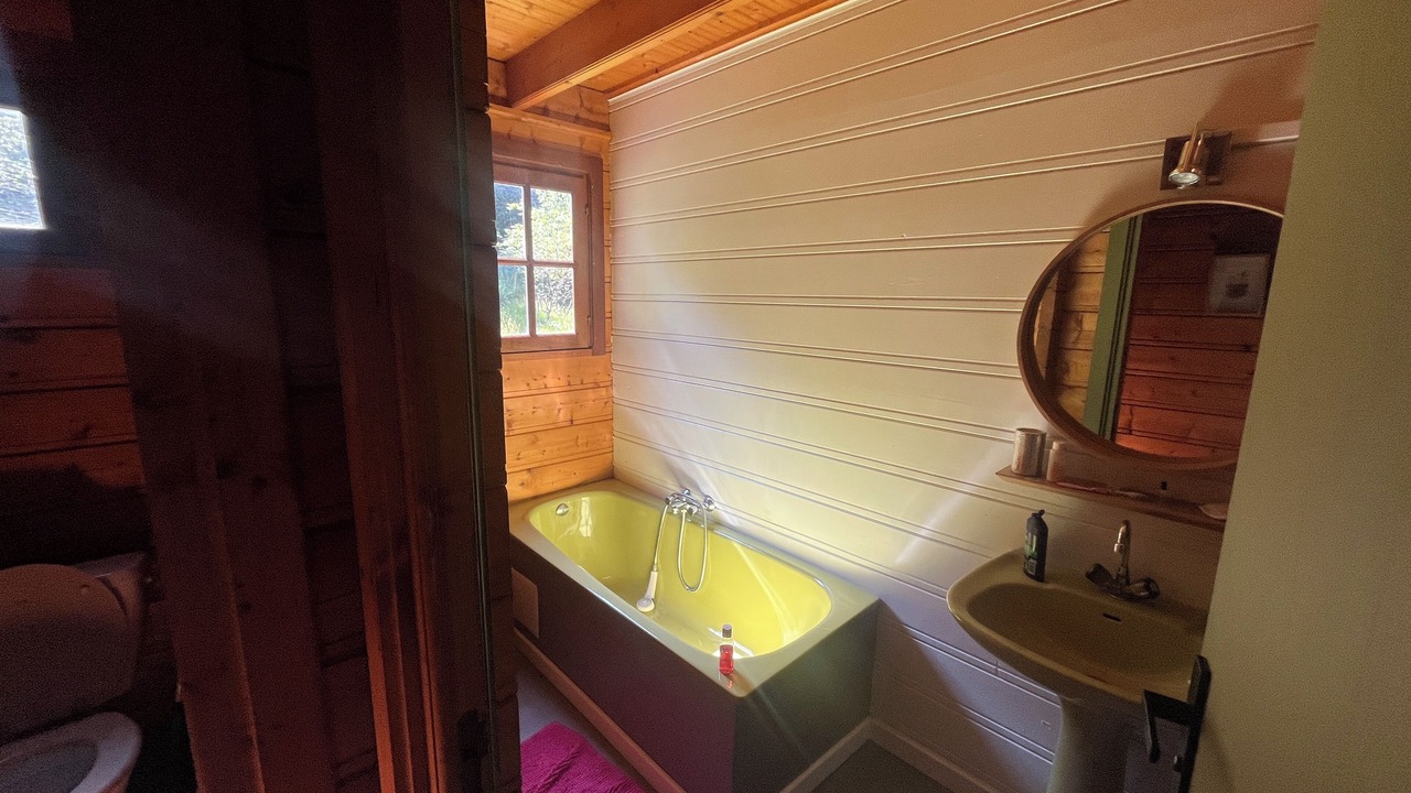 Photo of Bathroom in Compreignac