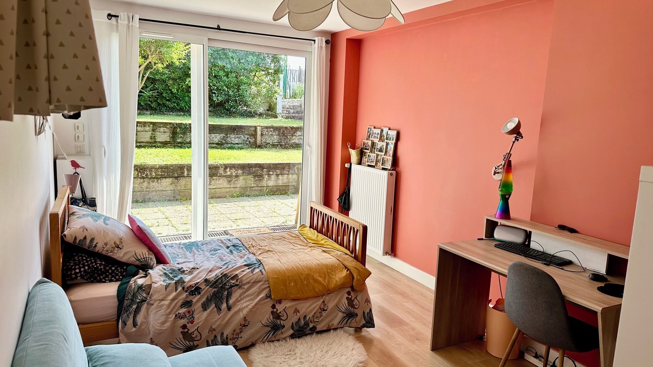 Photo of Bedroom in Saint-Medard-en-Jalles