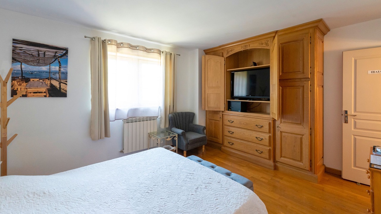 Photo of Bedroom in Ustaritz