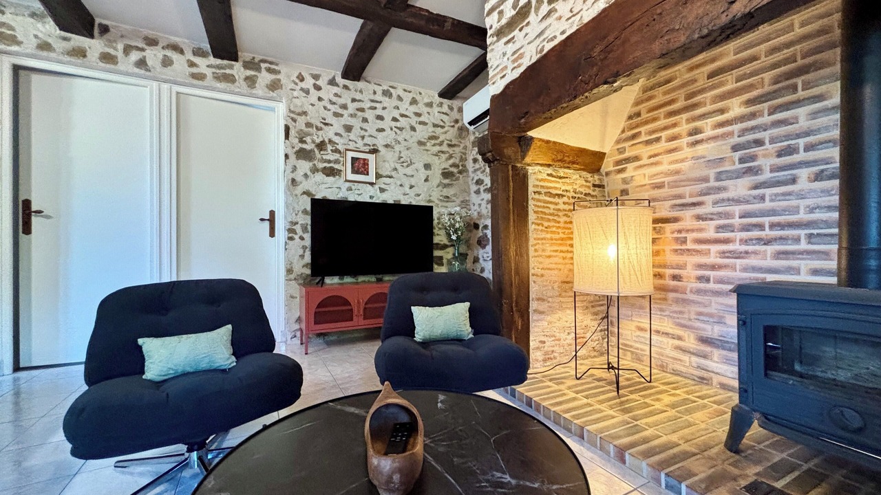 Photo of Livingroom in Naves