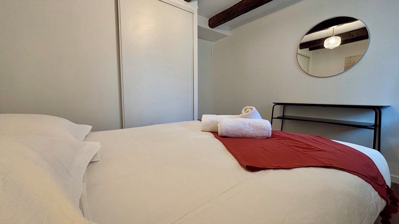 Photo of Bedroom in Naves
