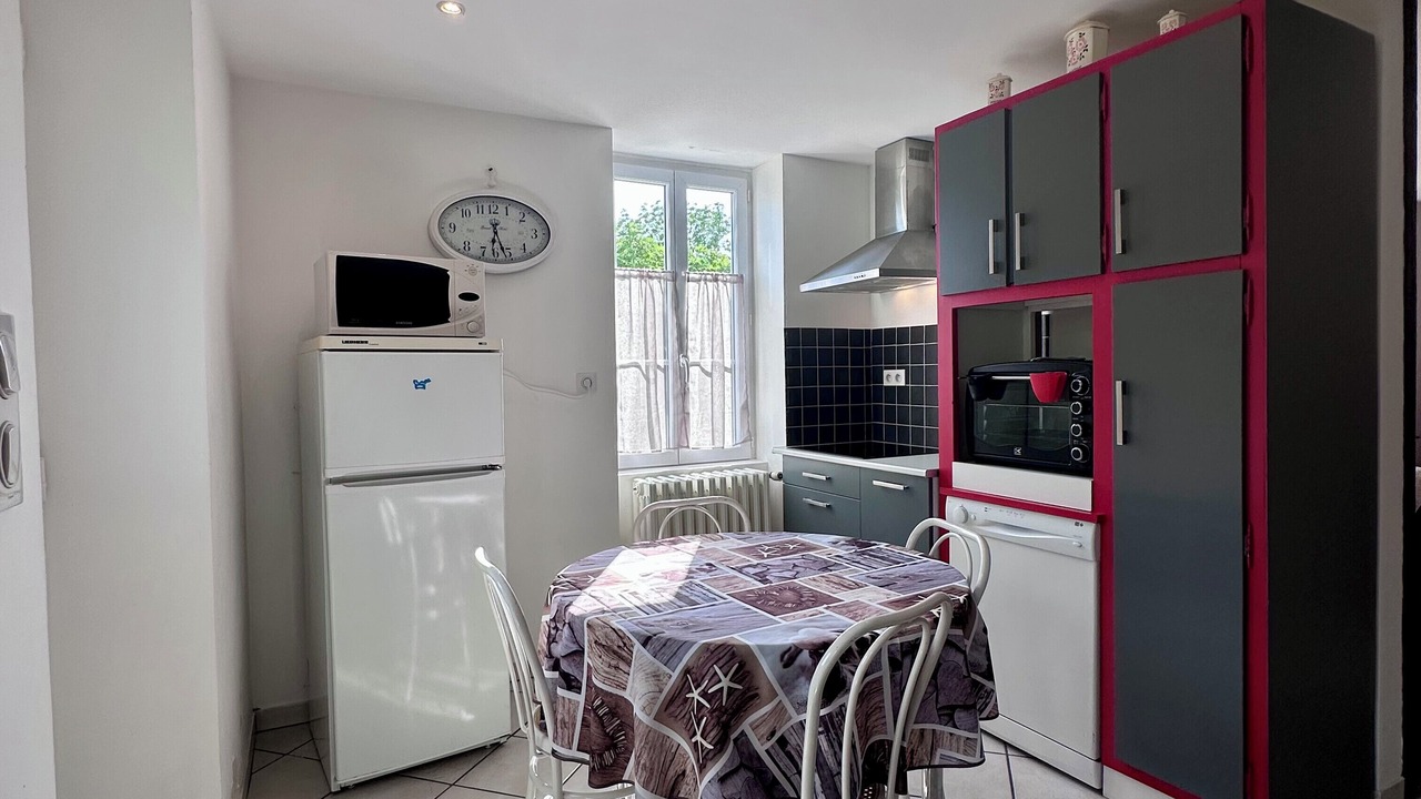 Photo of Kitchen in Perpezac-le-Noir