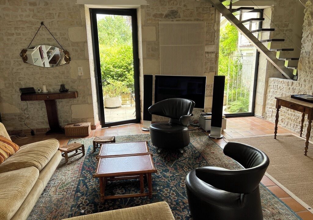 Photo of Livingroom in LHoumeau