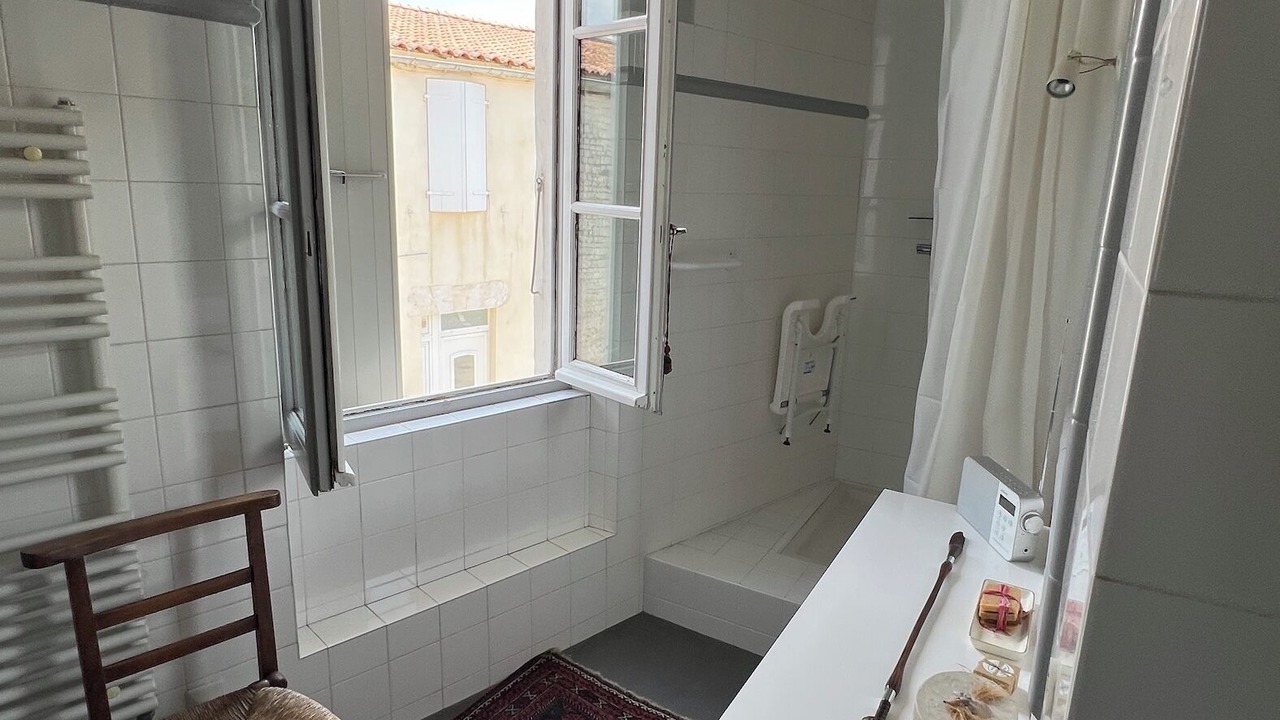 Photo of Bathroom in LHoumeau