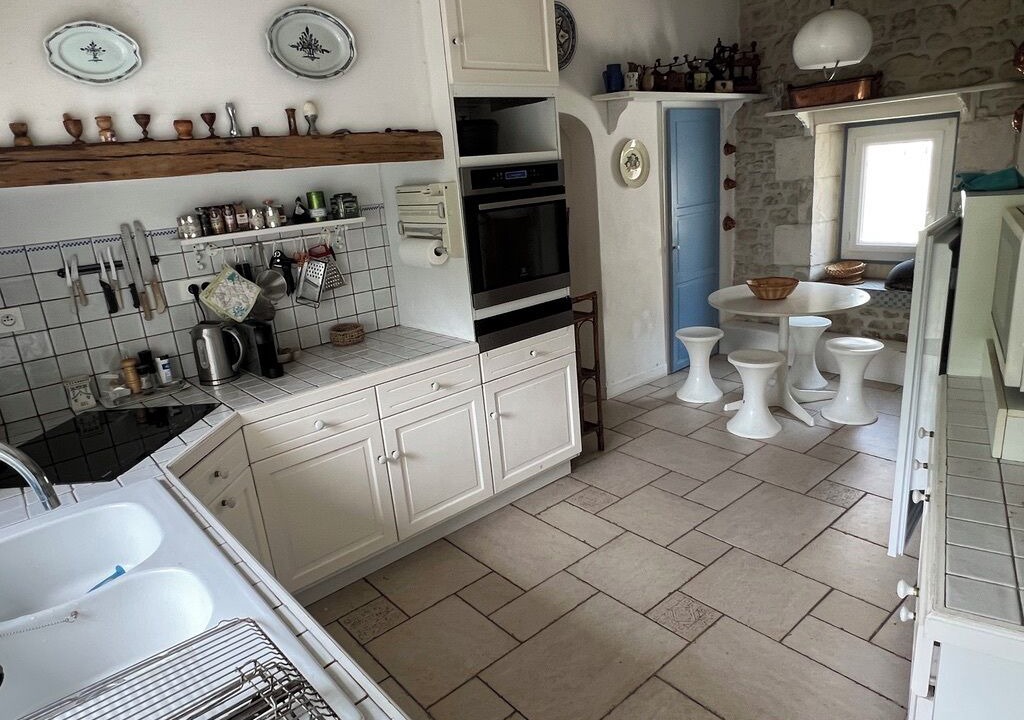 Photo of Kitchen in LHoumeau