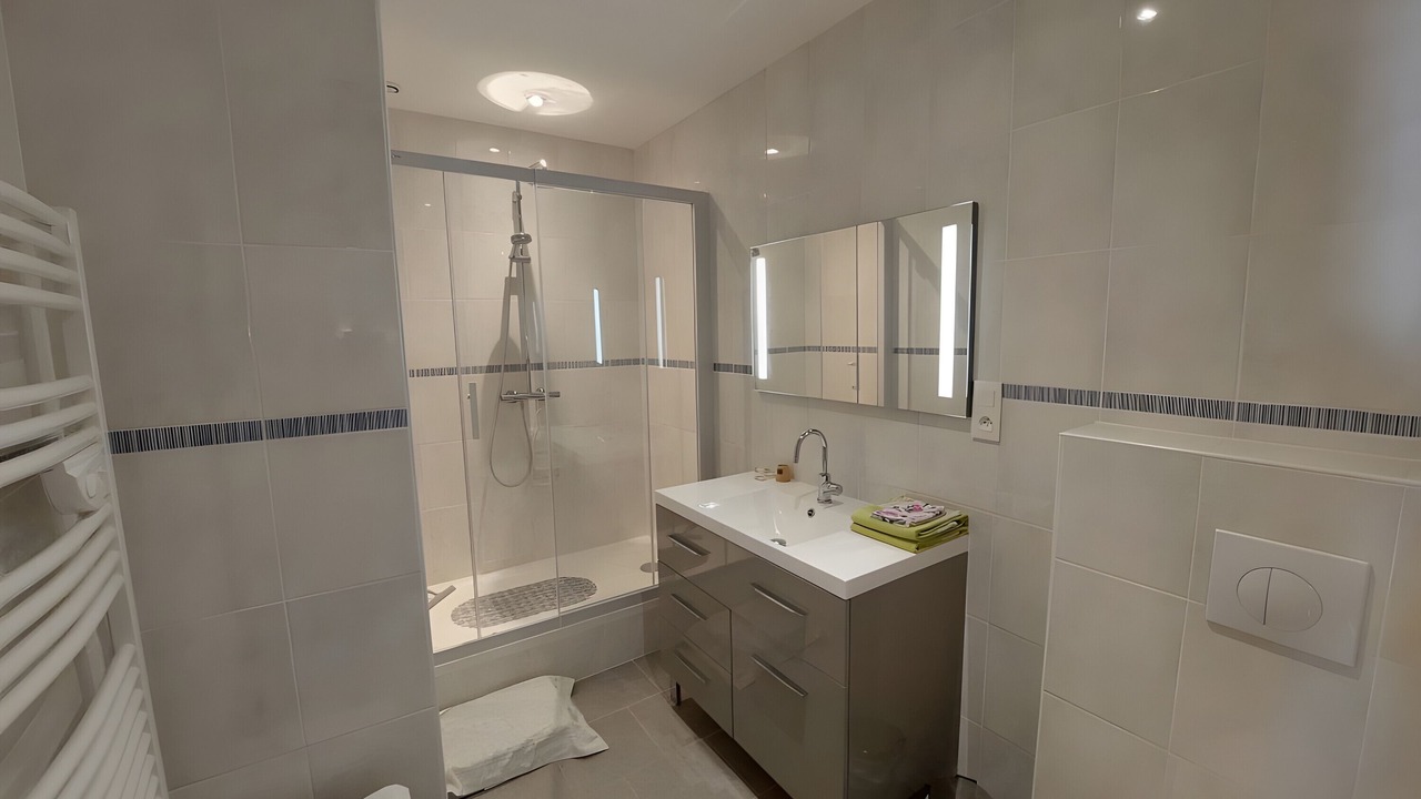 Photo of Bathroom in Sainte-Nathalene