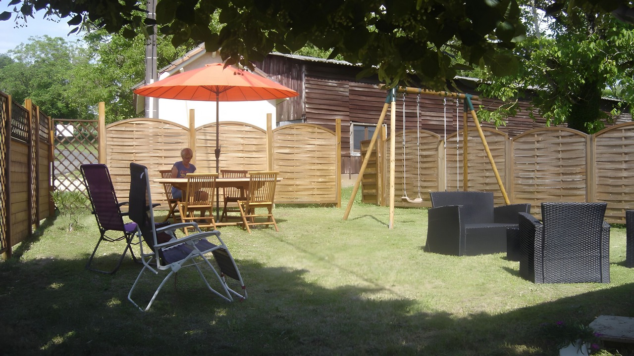 Photo of Outdoor in Sainte-Nathalene