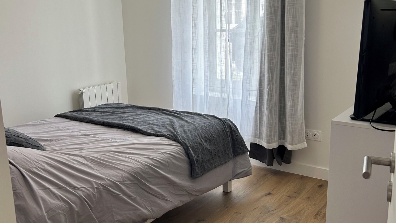 Photo of Bedroom in Boyardville