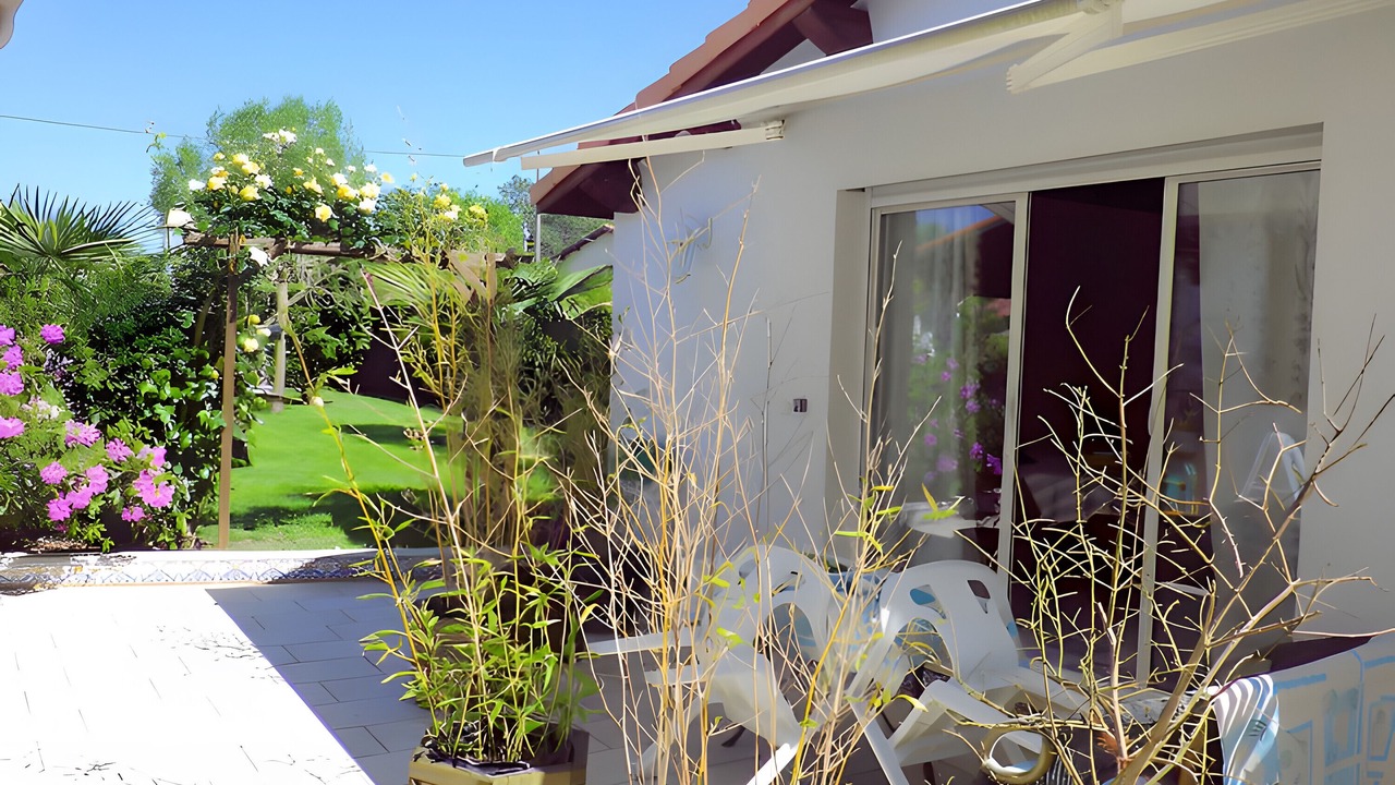 Photo of Patio Balcony in Gujan-Mestras