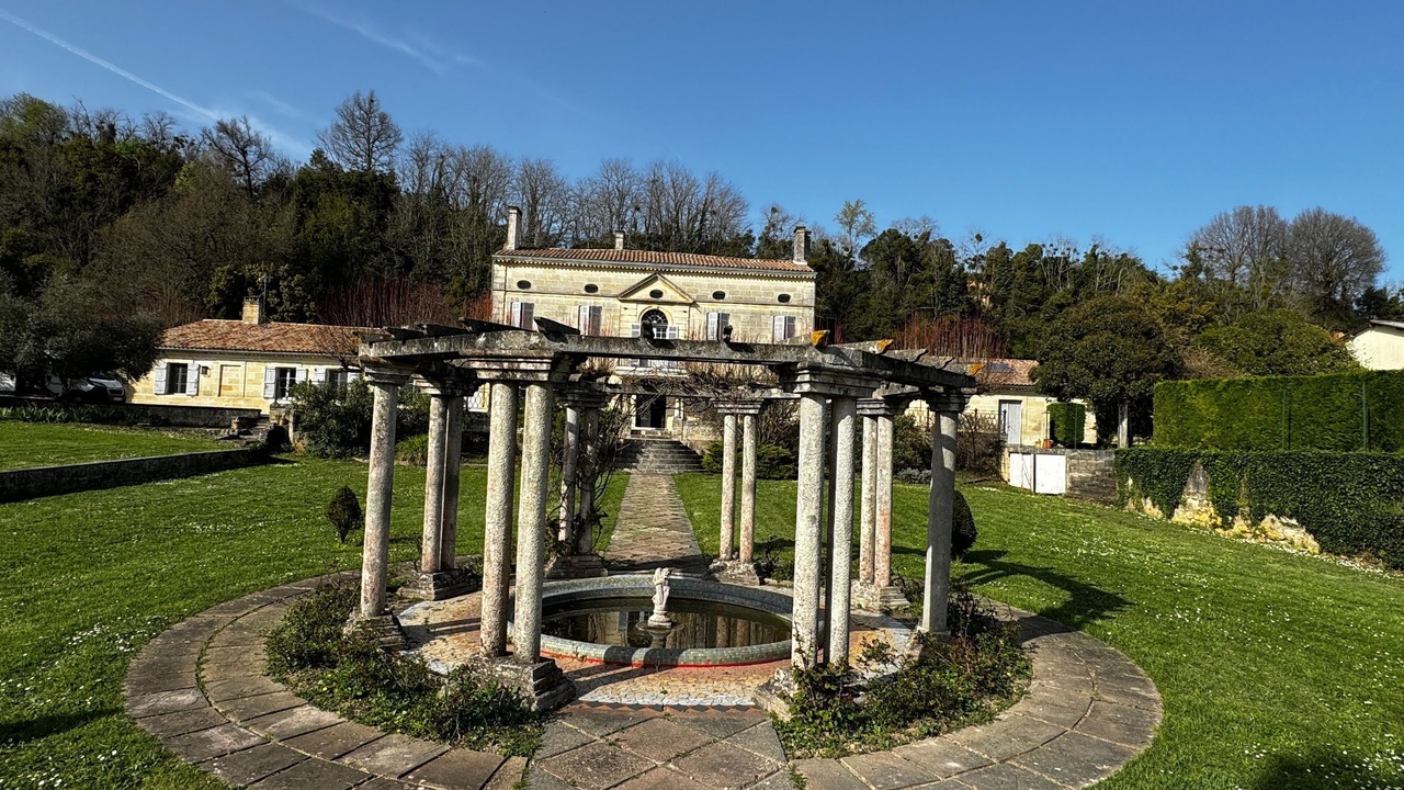 Photo of Others in Bourg-sur-Gironde
